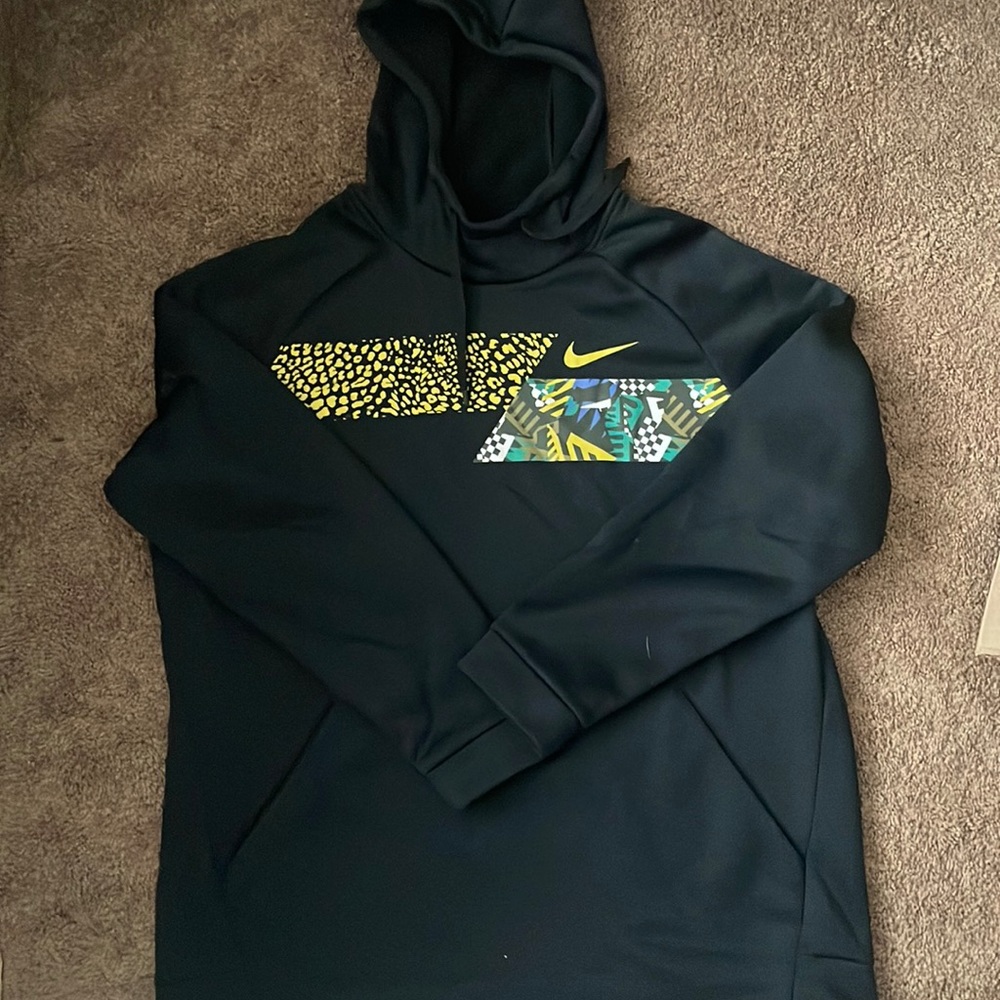 Men’s Nike hoodie